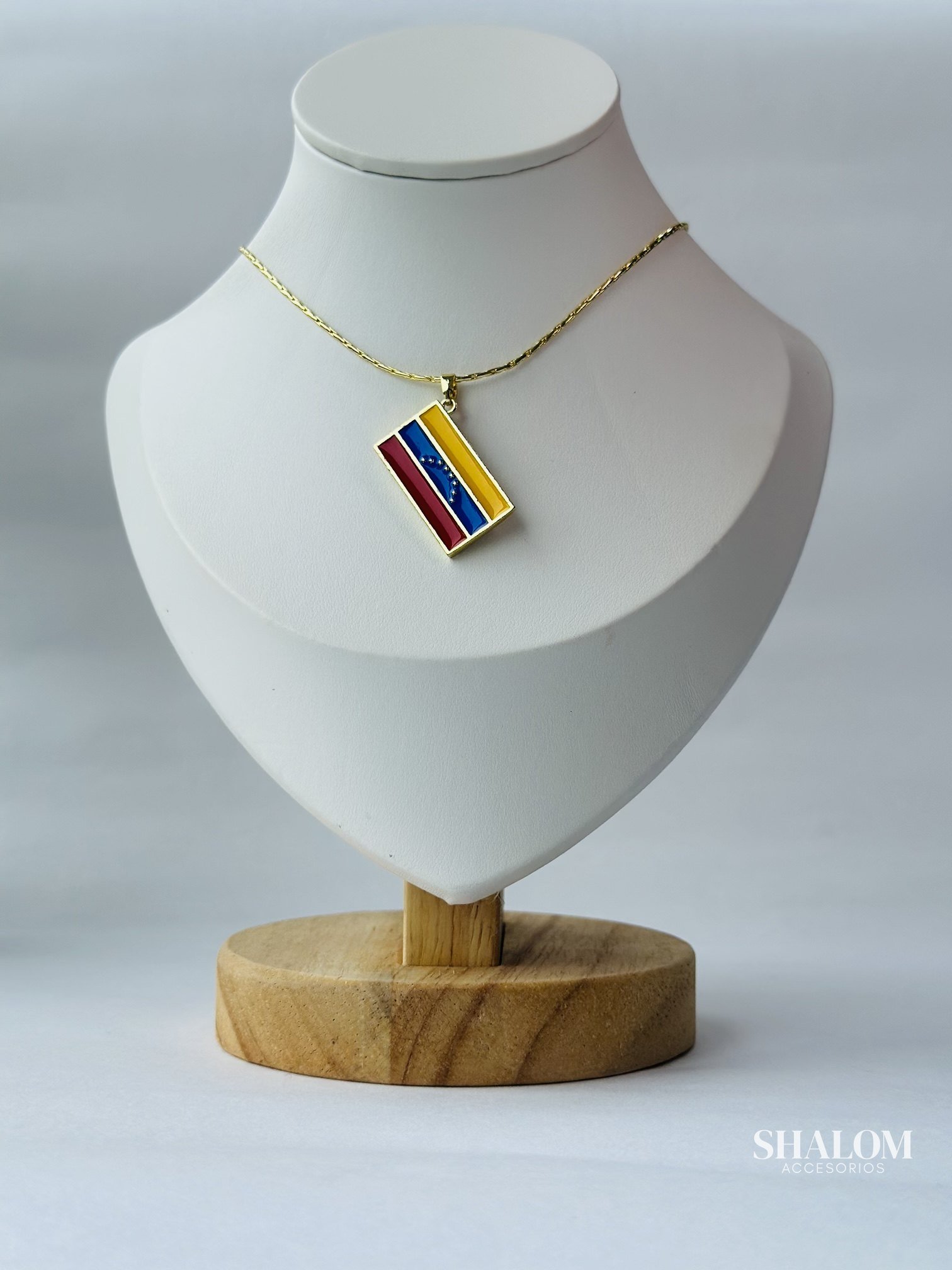 Cadena de Bandera (V1)
