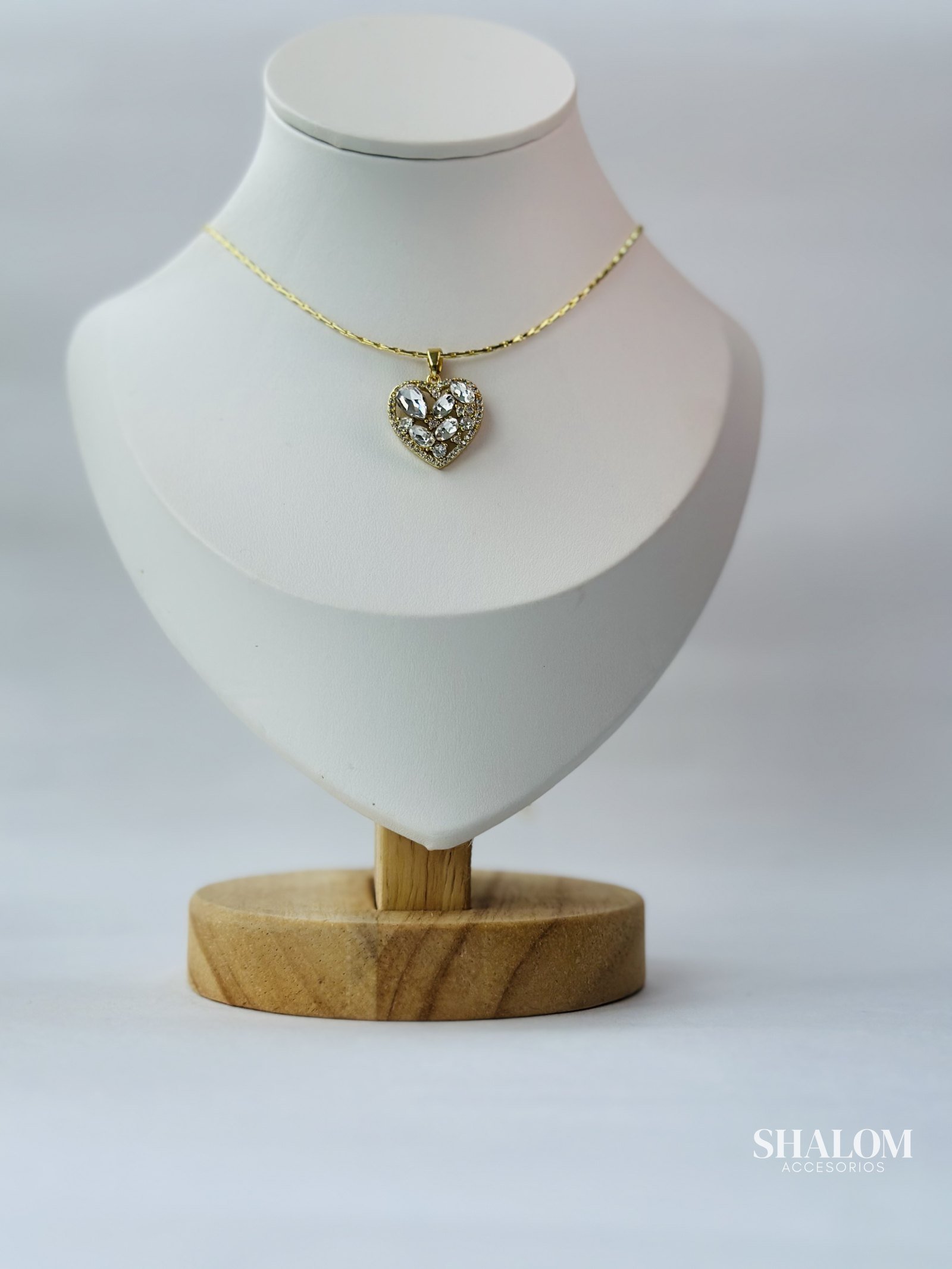 Cadena de corazón (c13)