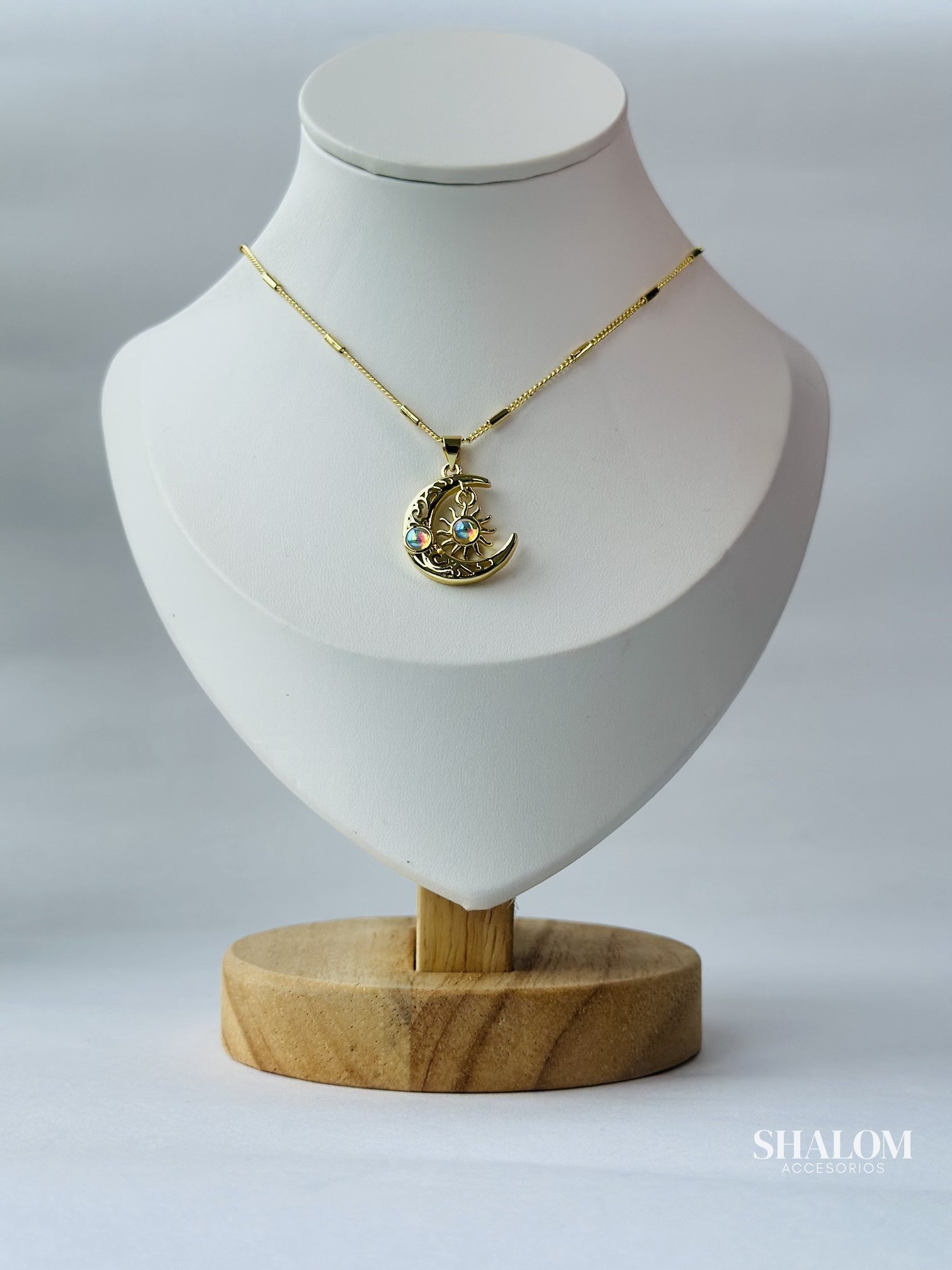 Cadena de Luna (L11)