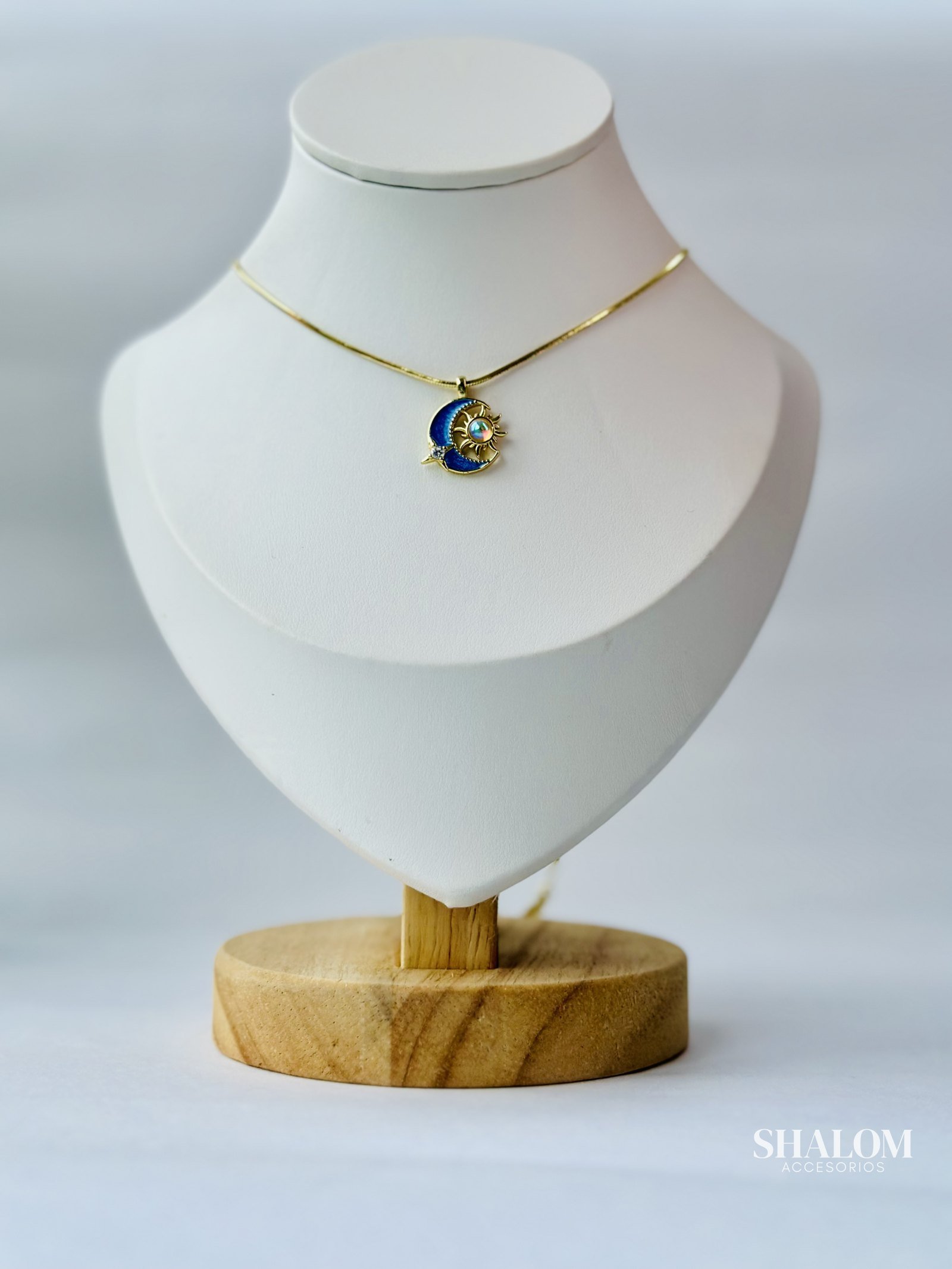 Cadena de Luna (L4)
